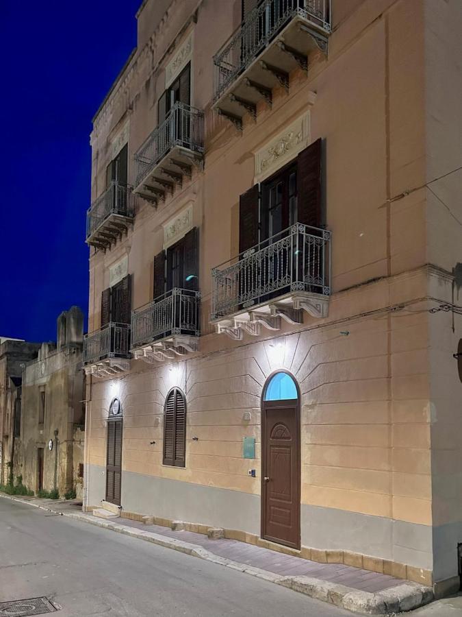 Anima Rooms Apartments Шакка Экстерьер фото
