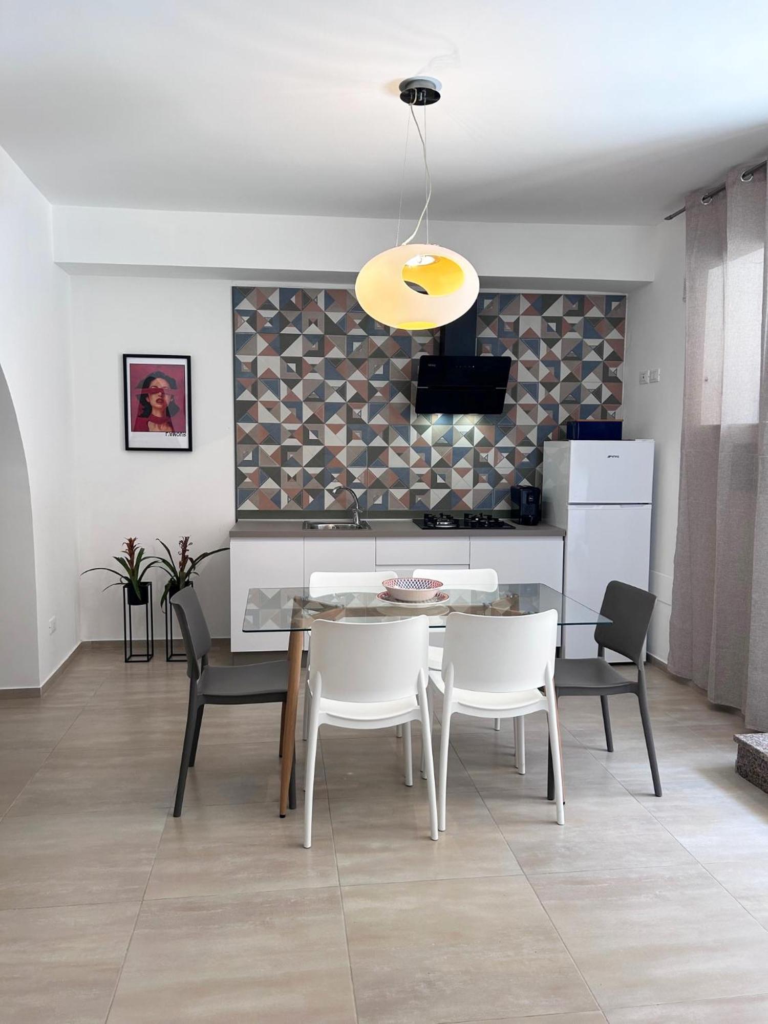 Anima Rooms Apartments Шакка Экстерьер фото